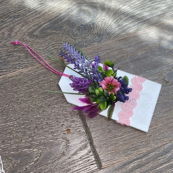 Handmade mini Flower composition - Picture 2 of 3